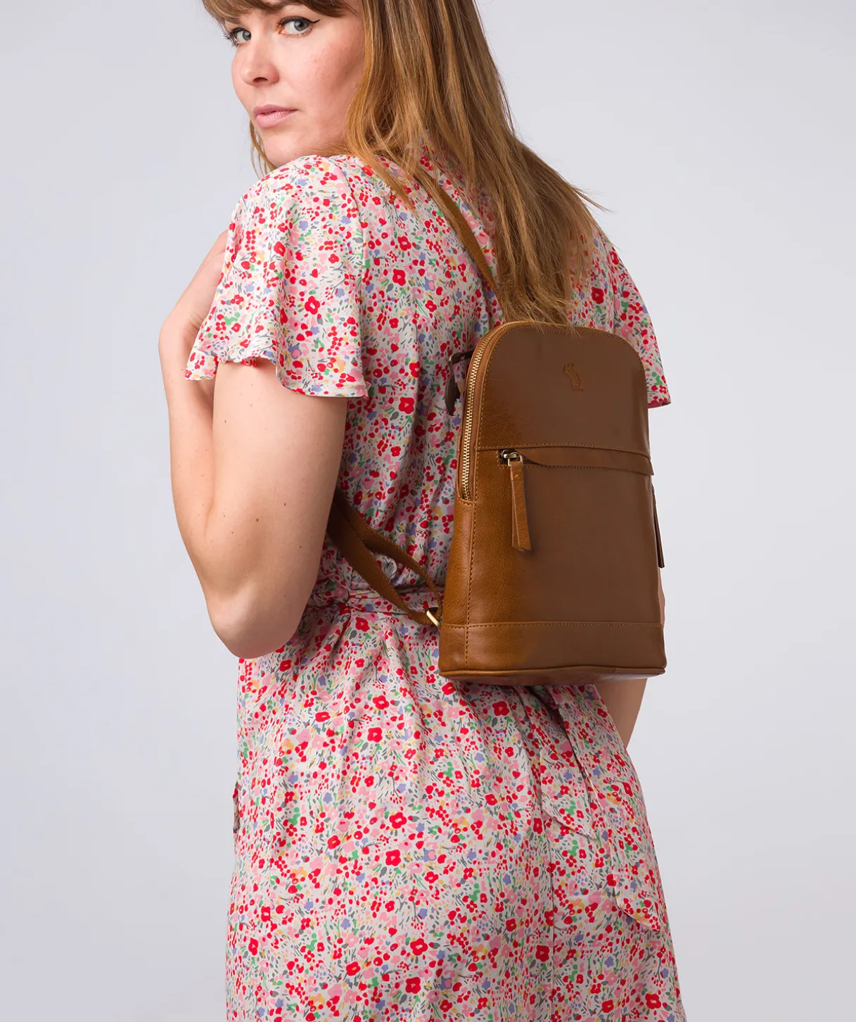 Amora' Dark Tan Leather Backpack