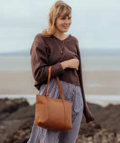 Ausha' Dark Tan Leather Tote Bag