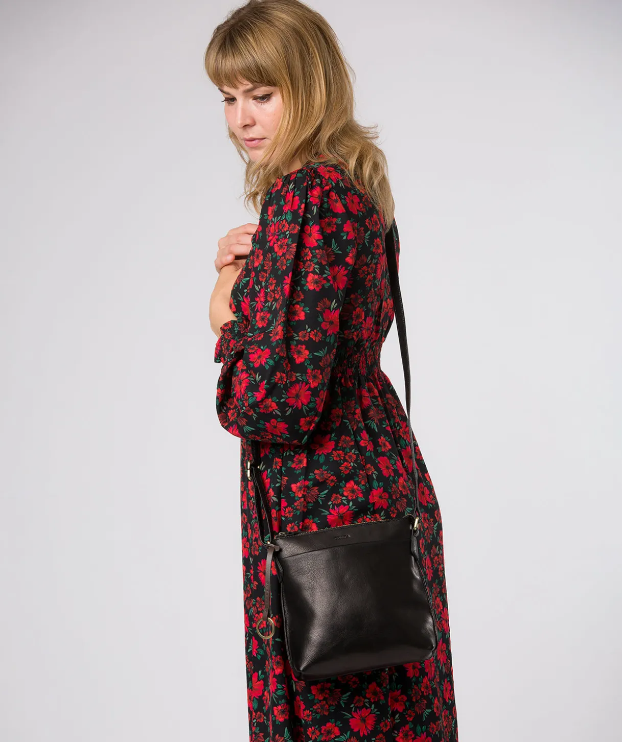 Cassia' Black Leather Cross Body Bag