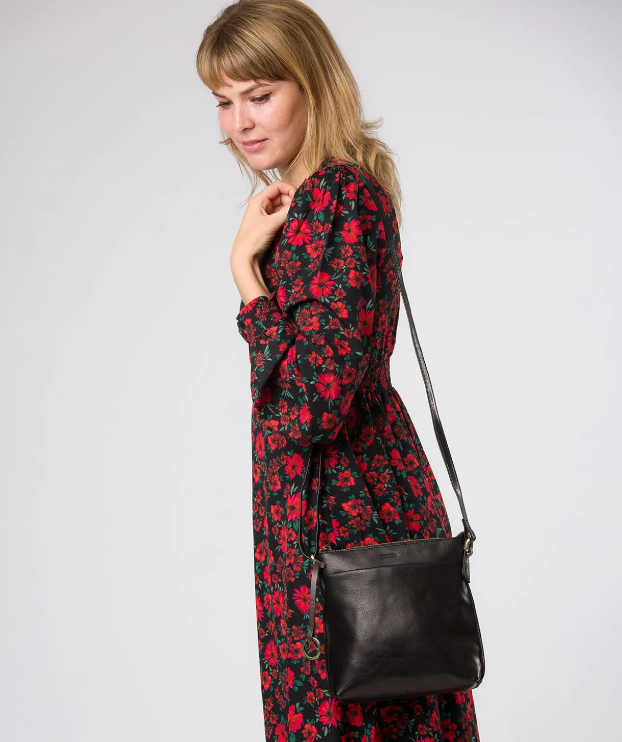 Cassia' Black Leather Cross Body Bag