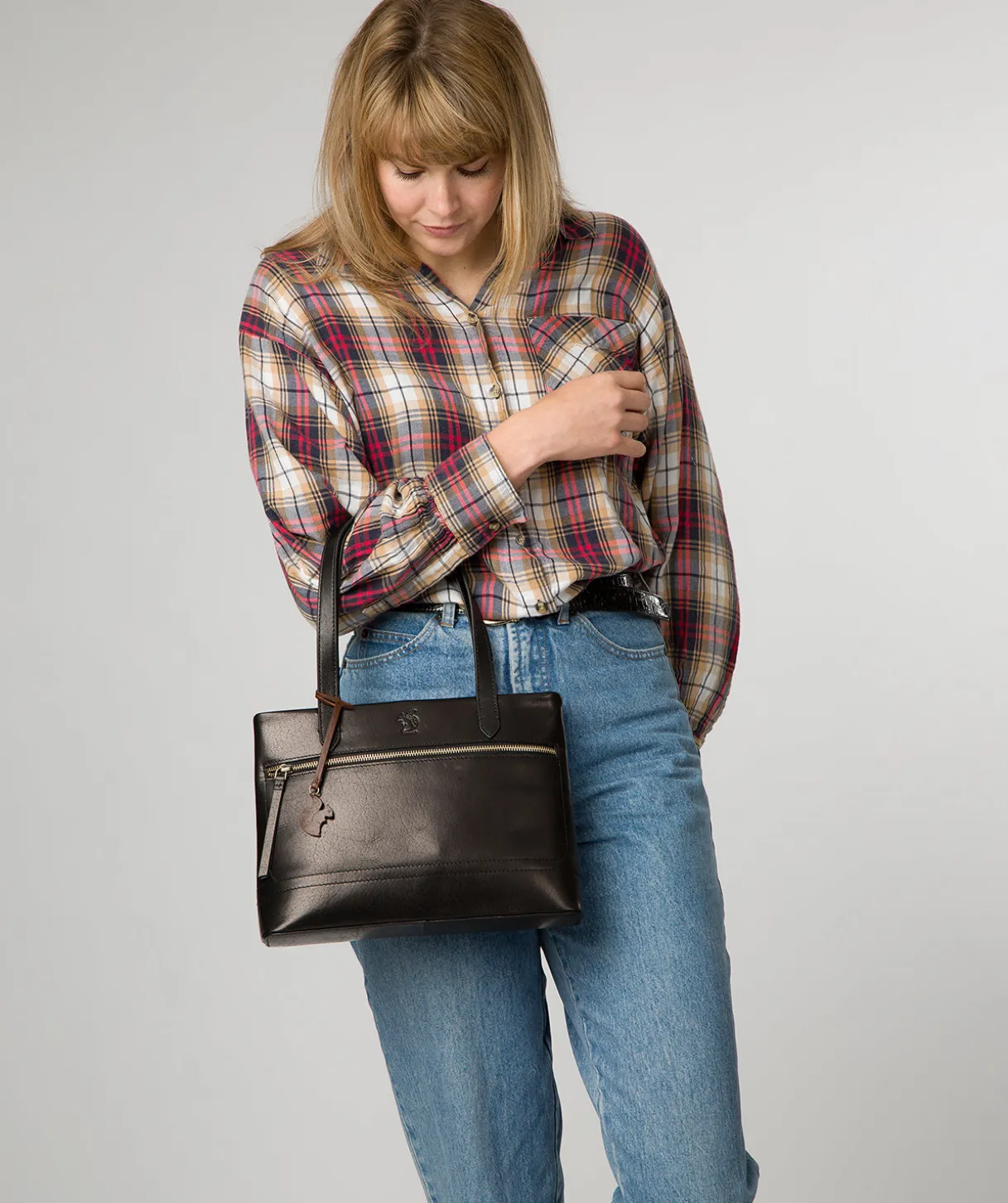 Coral' Black Leather Handbag