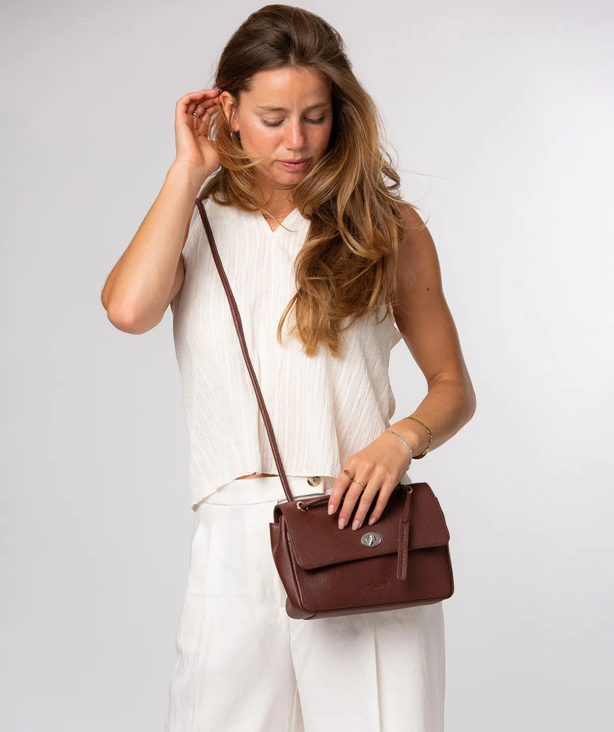 Elka' Chestnut Leather Evening Bag