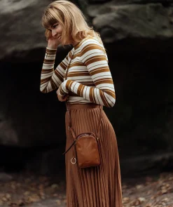 Giselle' Conker Brown & Dark Tan Leather Cross Body Phone Bag