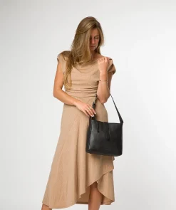 Isola' Black Leather Tote Bag