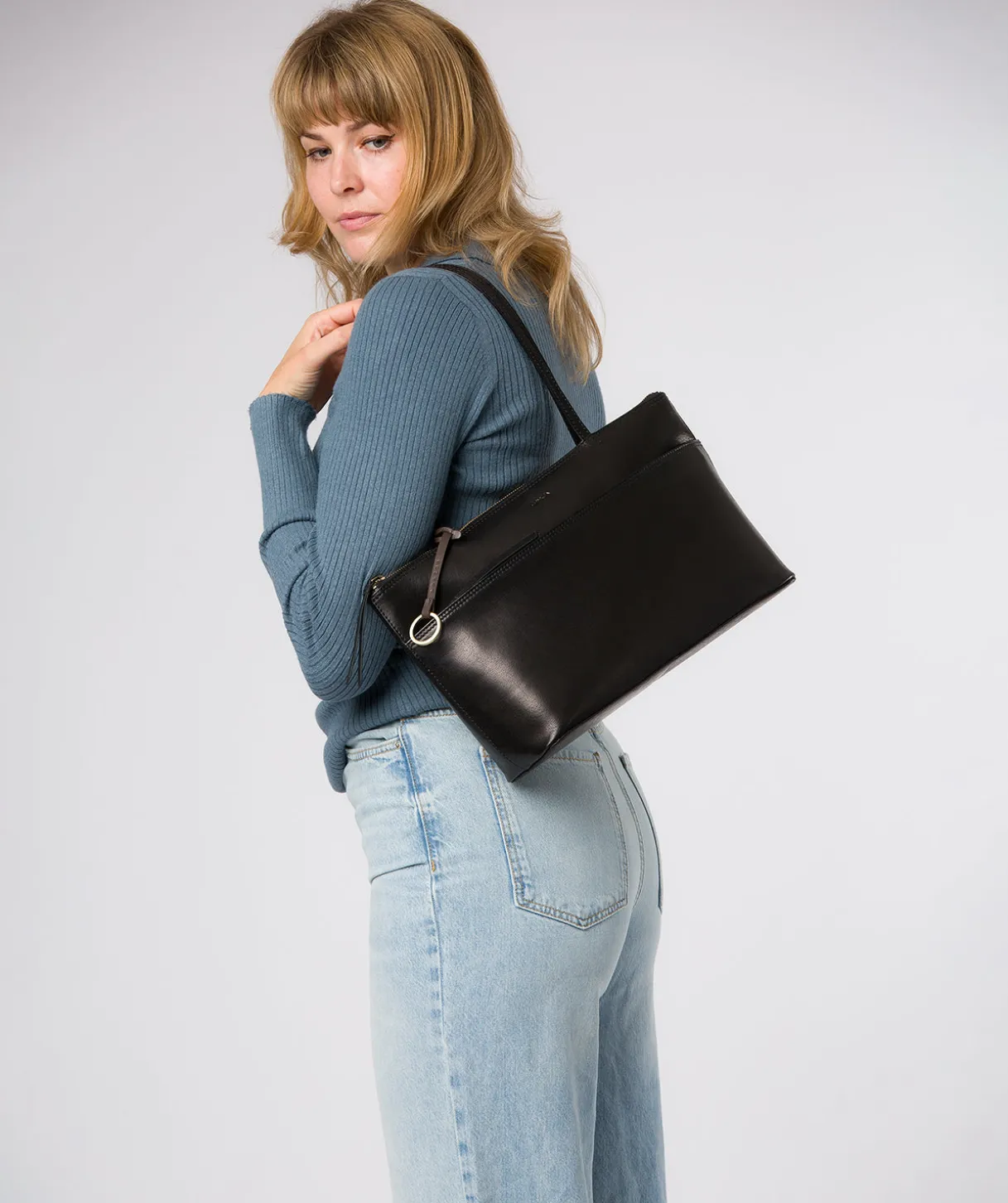Isolde' Black Leather Tote Bag