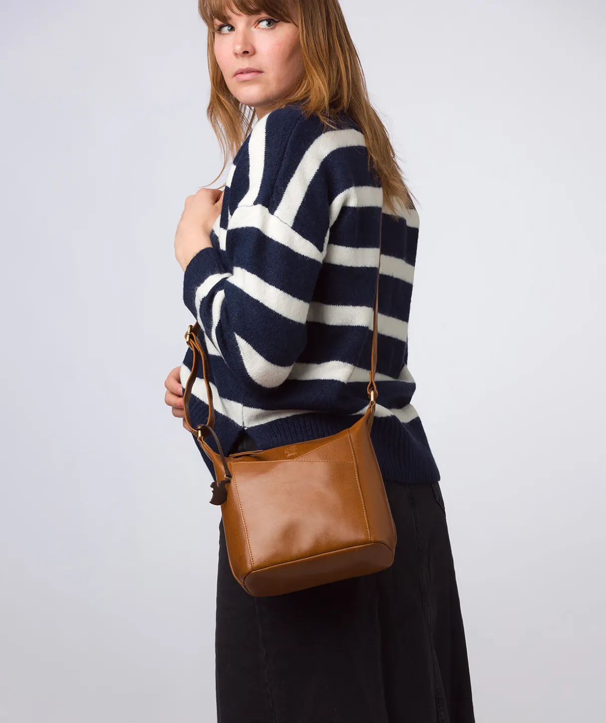 Kiki' Dark Tan Leather Shoulder Bag