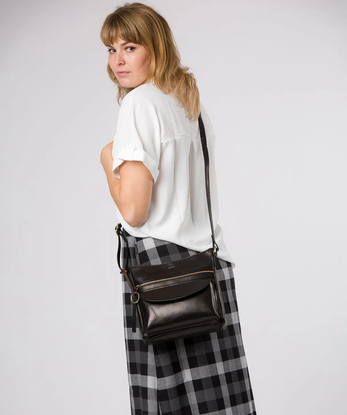 Malin' Black Leather Cross Body Bag