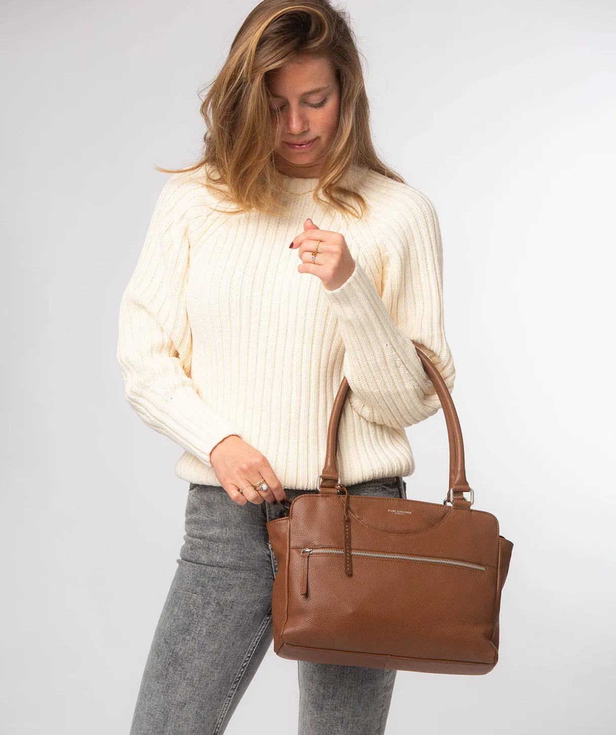 Mooki' Rich Tan Leather Handbag