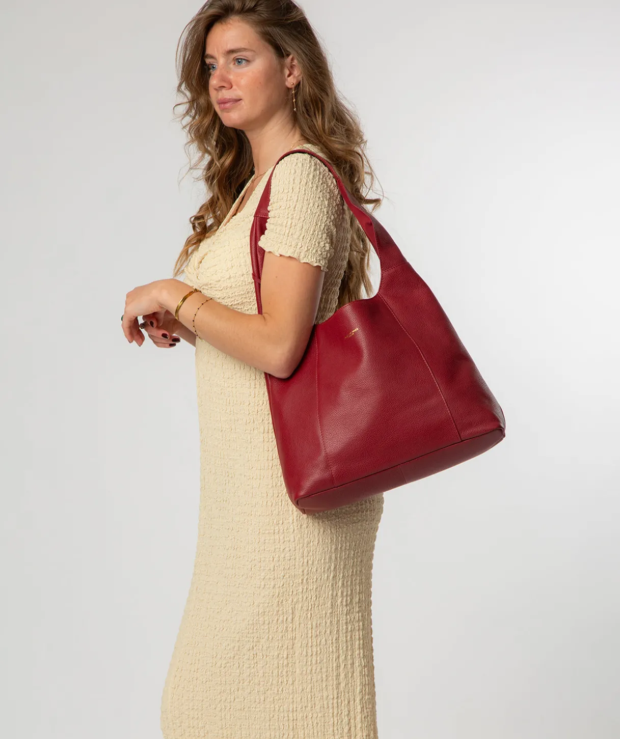 Nina' Darkest Red Leather Shoulder Bag
