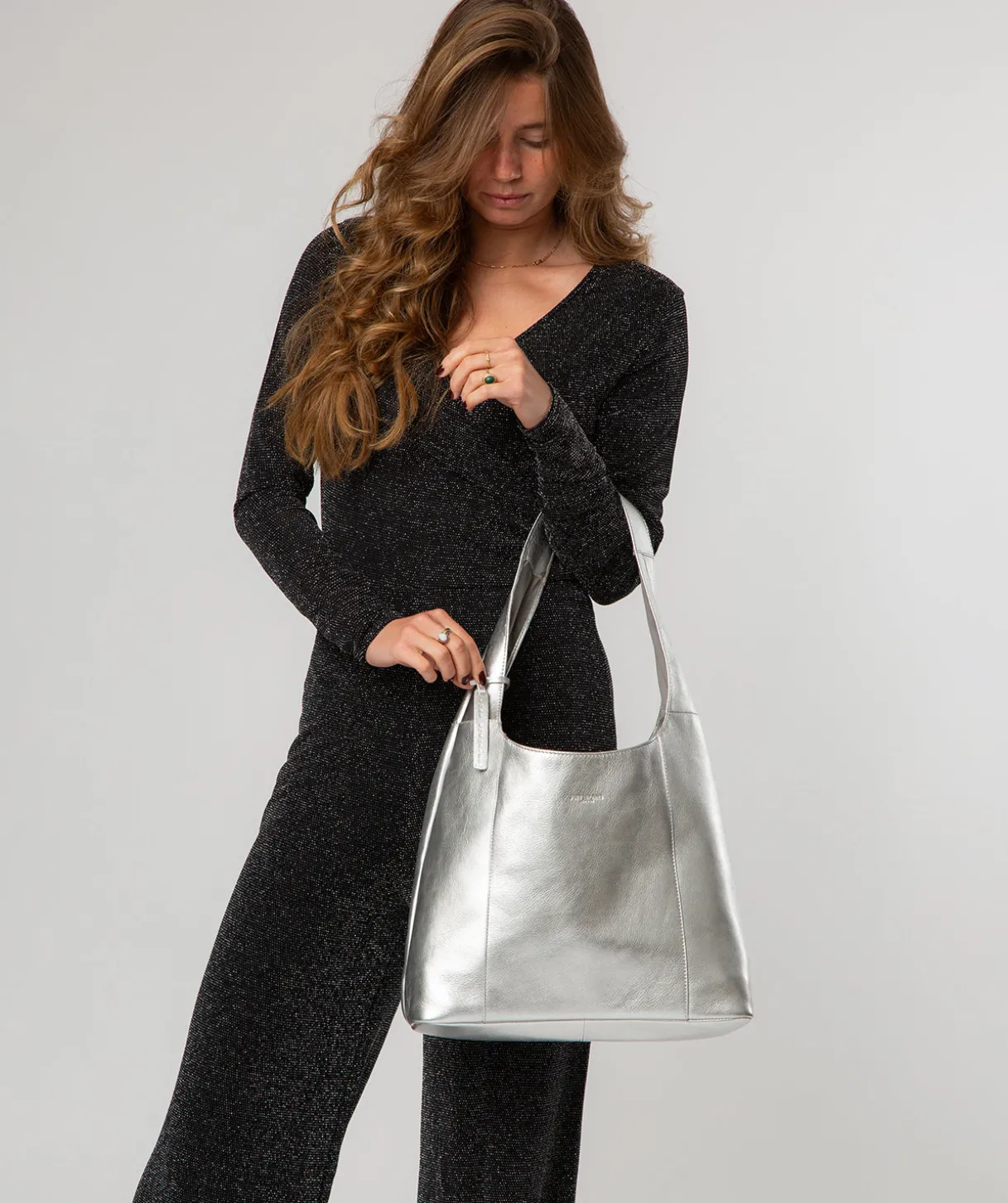 Nina' Metallic Silver Leather Shoulder Bag