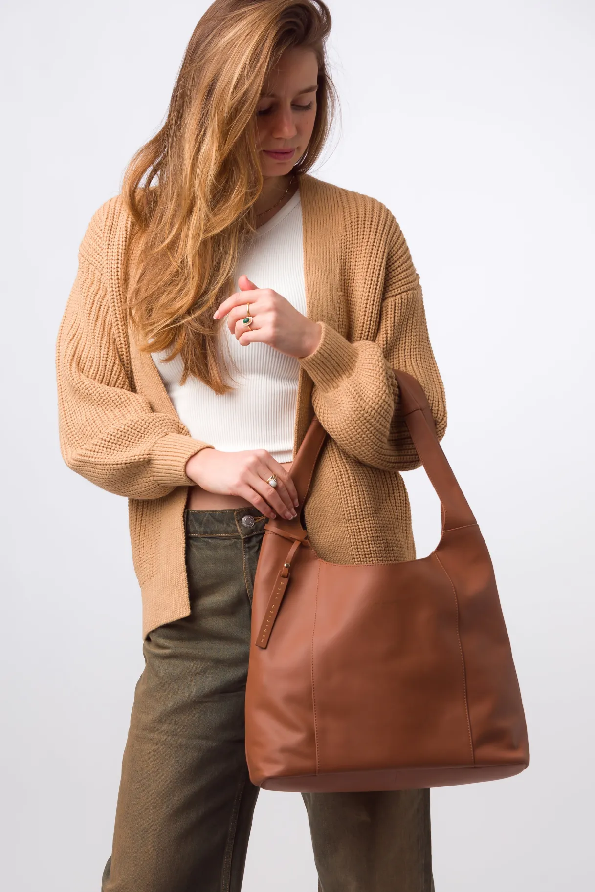 Nina' Oak Leather Shoulder Bag