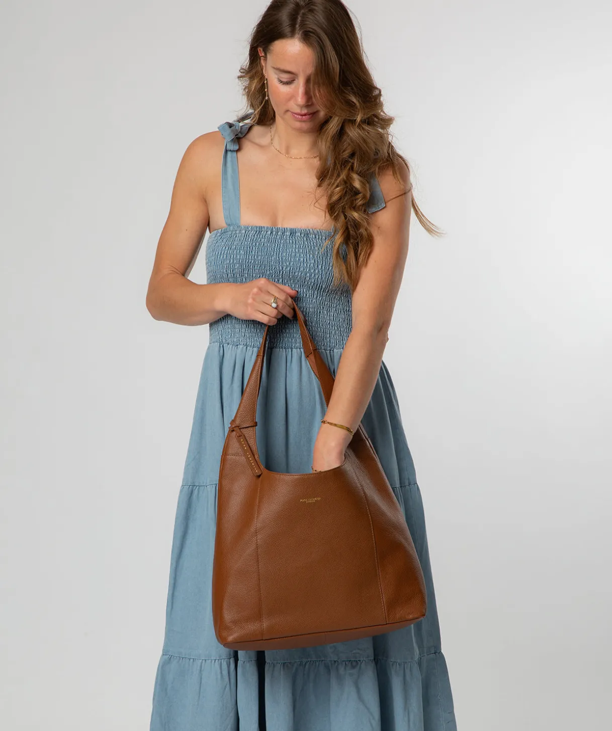 Nina' Rich Tan Leather Shoulder Bag