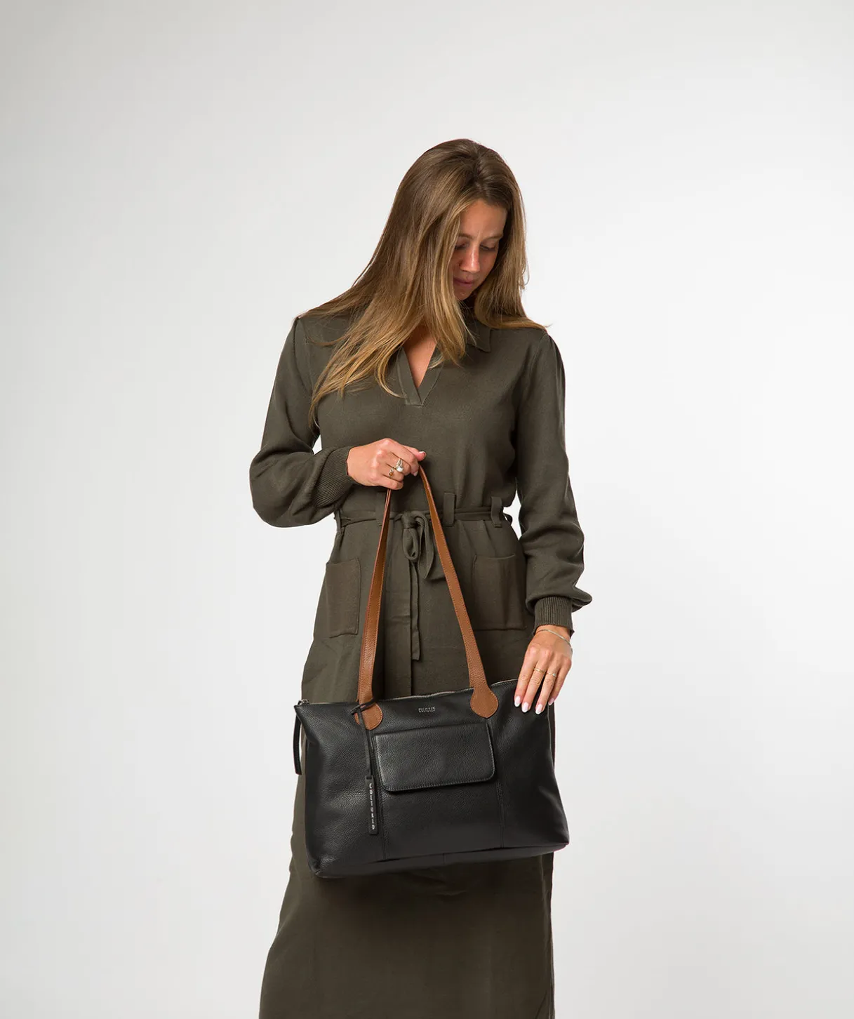 Solange' Black & Rich Tan Leather Tote Bag