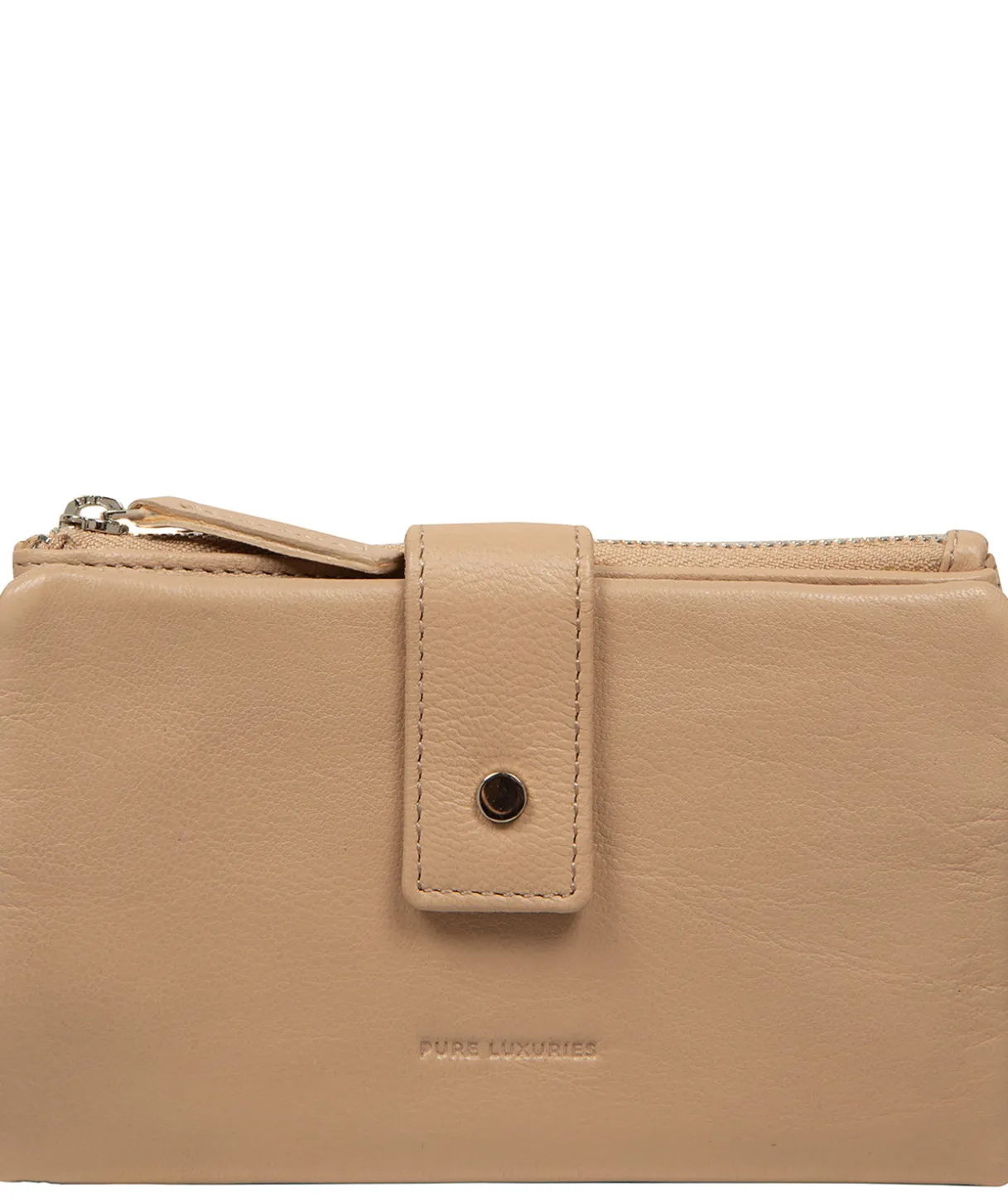 Zaraia' Latte Leather Purse